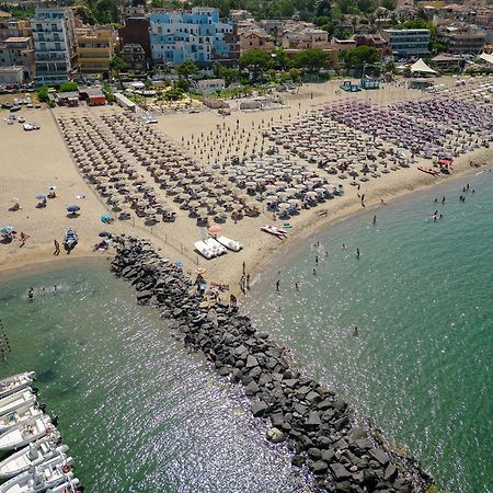 Hotel Sabbie d'Oro Giardini Naxos Esterno foto