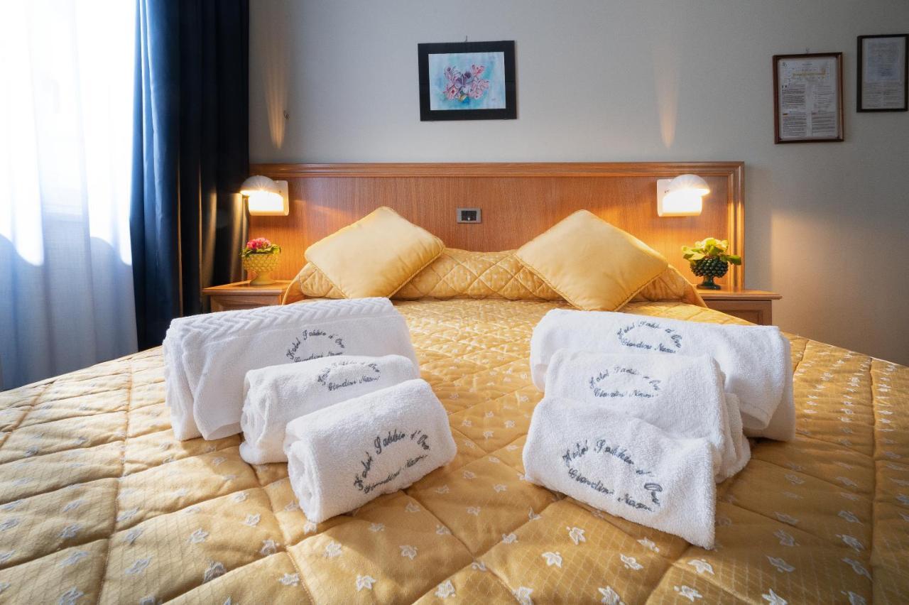 Hotel Sabbie d'Oro Giardini Naxos Esterno foto