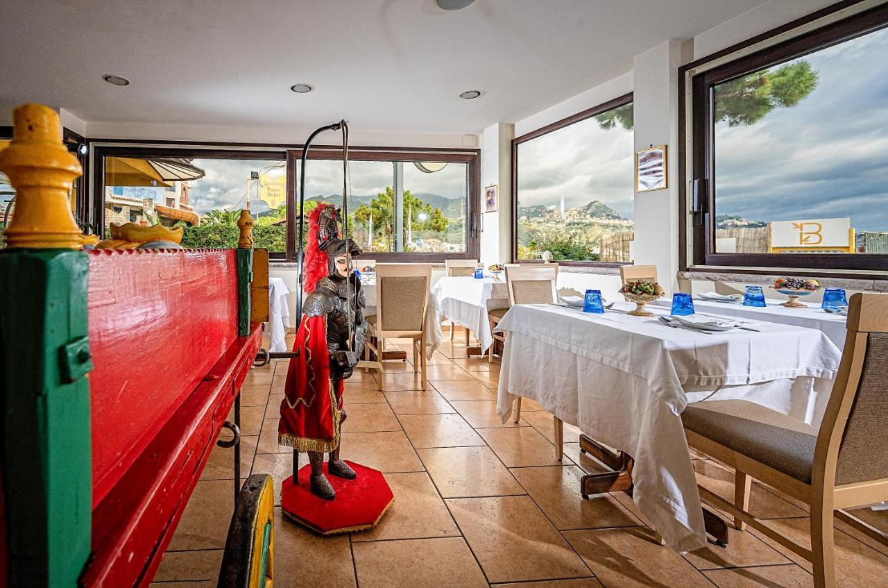 Hotel Sabbie d'Oro Giardini Naxos Esterno foto