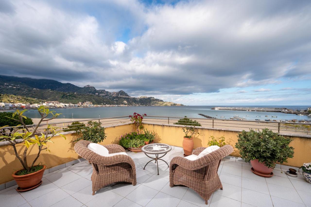 Hotel Sabbie d'Oro Giardini Naxos Esterno foto