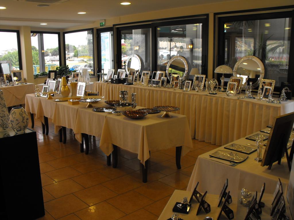 Hotel Sabbie d'Oro Giardini Naxos Esterno foto